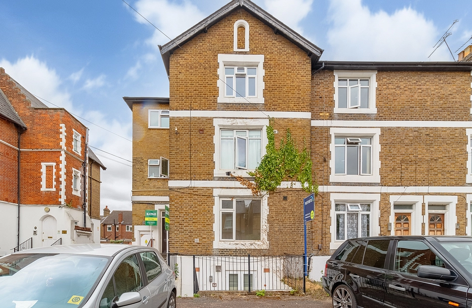 studio for sale - Hencroft Street South, Slough, Berkshire, SL1 - Property View 1