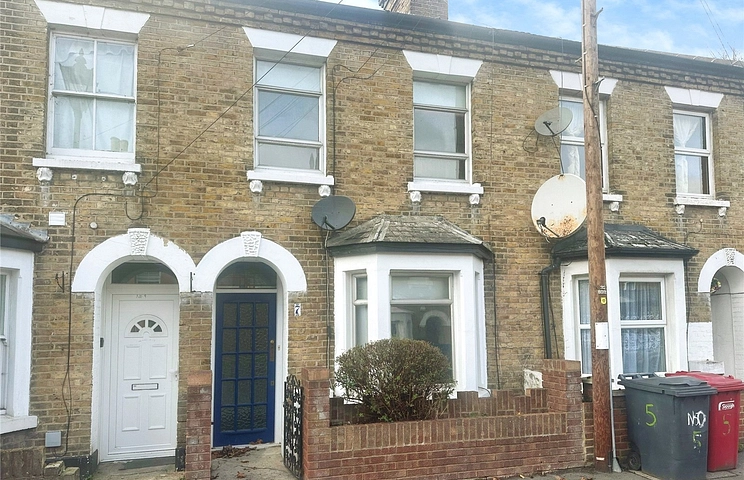 2 bedroom house for sale - Castle Street, Slough, Berkshire, SL1