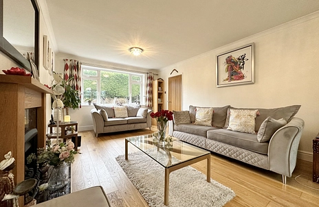 4 bedroom house for sale - Iberian Way, Camberley, Surrey, GU15 - Property View 2