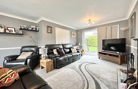 4 bedroom house for sale - Badgers Copse, Camberley, Surrey, GU15 - Property View 3