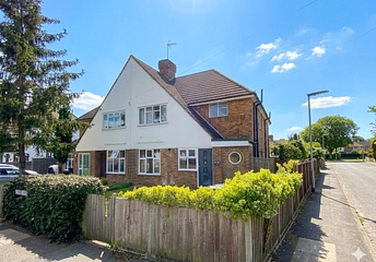6 bedroom house for sale - James Road, Camberley, Surrey, GU15 - Property View 1