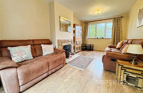 3 bedroom house for sale - Wimbledon Close, Camberley, Surrey, GU15 - Property View 2