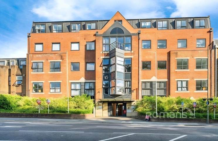 1 bedroom apartment for sale - London Road, Camberley, Surrey, GU15