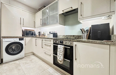 3 bedroom house for sale - Thorndown Lane, Windlesham, Surrey, GU20 - Property View 3