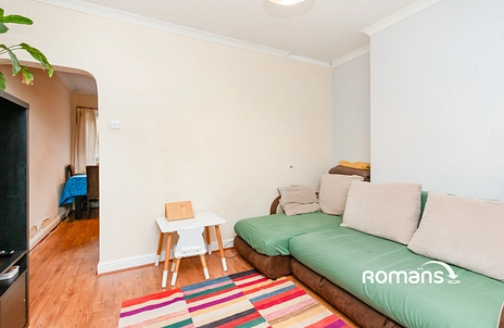 2 bedroom terraced to rent - Frimley Road, Camberley, GU15 - Property View 2