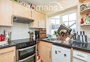 1 bedroom maisonette to rent - High Street, Bagshot, GU19 - Property View 3