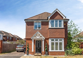 4 bedroom house to rent - Clarks Farm Way, Blackwater, Camberley, GU17 - Property View 1