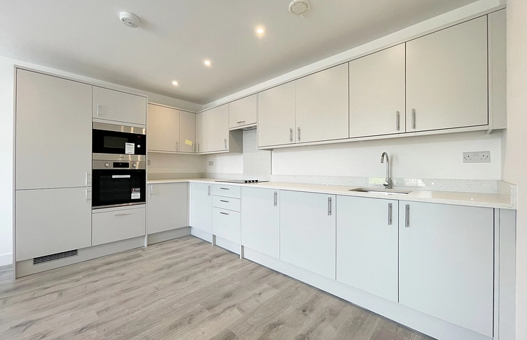 2 bedroom apartment to rent - Obelisk House, 15 Obelisk Way, Camberley, GU15