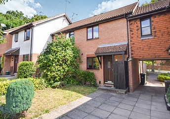 2 bedroom house to rent - Heather Mead, Frimley, Camberley, GU16 - Property View 1