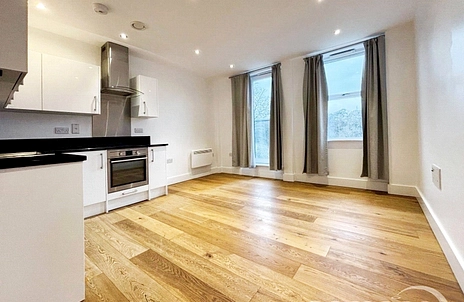 1 bedroom apartment to rent - Upper Charles Street, Camberley, Surrey, GU15 - Property View 2