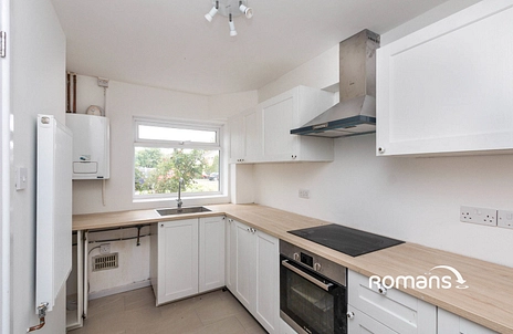 3 bedroom house to rent - Beaulieu Gardens, Blackwater, Surrey, GU17 - Property View 2