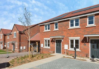2 bedroom house to rent - Systems Way, Frimley, Camberley, Surrey, GU16 - Property View 1