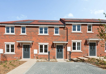 2 bedroom house to rent - Systems Way, Frimley, Camberley, Surrey, GU16 - Property View 1