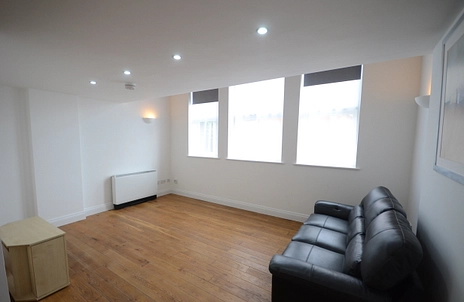 1 bedroom apartment to rent - The Waterhouse, 7-9 Gosbrook Road, Caversham, Reading, RG4 - Property View 2