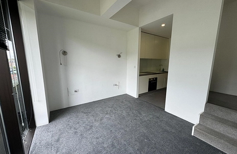 studio to rent - Lake Shore, Lake Shore Drive, Bristol, BS13 - Property View 3