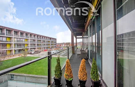 studio to rent - Lake Shore, Lake Shore Drive, Bristol, BS13 - Property View 2