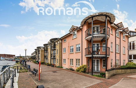 2 bedroom apartment to rent - Pooles Wharf Court, Bristol, BS8 - Property View 3