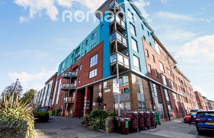 2 bedroom apartment to rent - Ratcliffe Court, Sweetman Place, Bristol, BS2