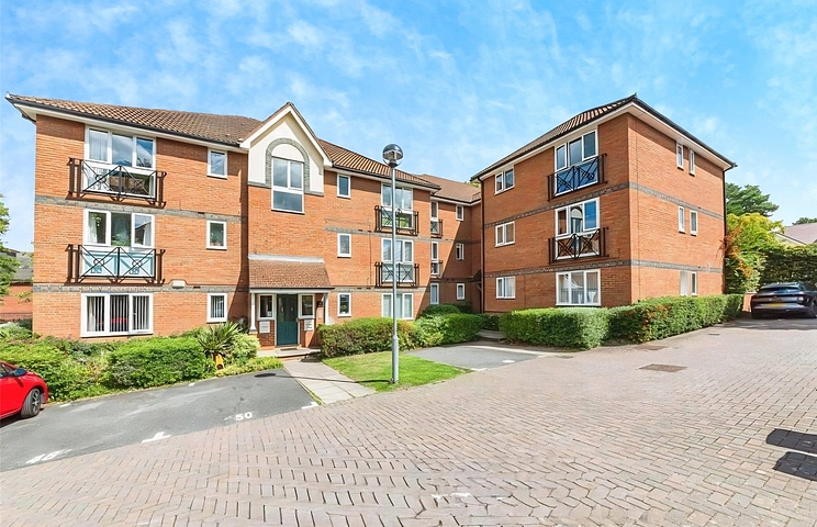 2 bedroom apartment for sale - Shaw Park, Crowthorne, Berkshire, RG45