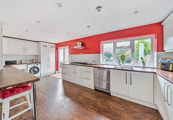 4 bedroom house for sale - Wellington Road, Crowthorne, Berkshire, RG45 - Property View 1