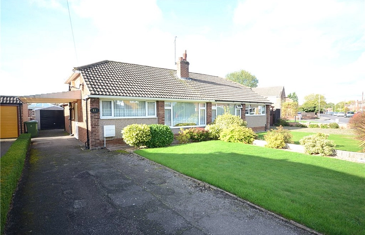 2 bedroom bungalow for sale - Beta Road, Farnborough, Hampshire, GU14