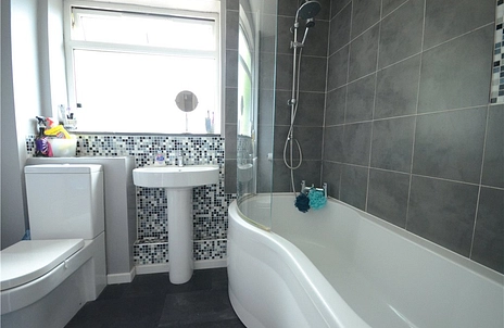 2 bedroom house for sale - Carmarthen Close, Farnborough, Hampshire, GU14 - Property View 2