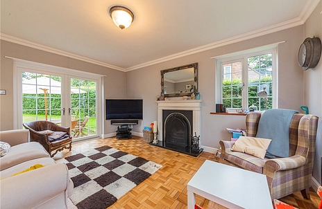 3 bedroom house for sale - Church Avenue, Farnborough, GU14 - Property View 2