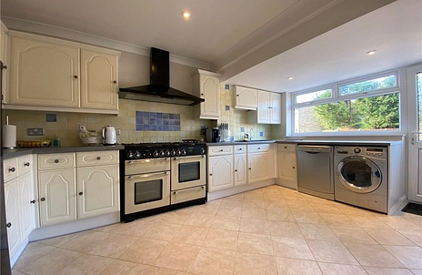 3 bedroom house for sale - Woburn Avenue, Farnborough, GU14 - Property View 2