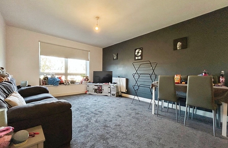 1 bedroom apartment for sale - Coombe Way, Farnborough, Hampshire, GU14 - Property View 2
