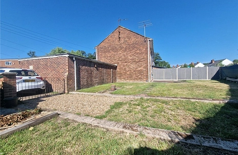 3 bedroom house for sale - Cove Road, Farnborough, Hampshire, GU14 - Property View 2