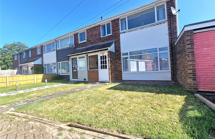 3 bedroom house for sale - Cove Road, Farnborough, Hampshire, GU14