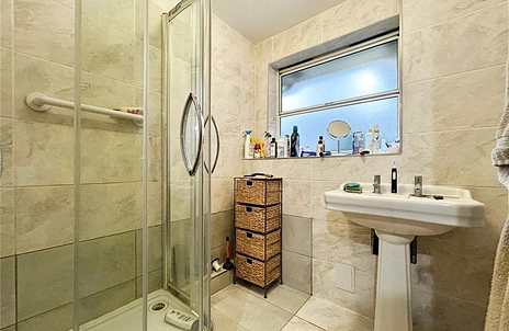 2 bedroom apartment for sale - Rapallo Close, Farnborough, Hampshire, GU14 - Property View 2