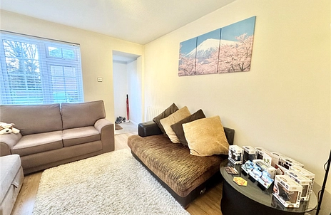 1 bedroom maisonette for sale - Vesey Close, Farnborough, Hampshire, GU14 - Property View 2