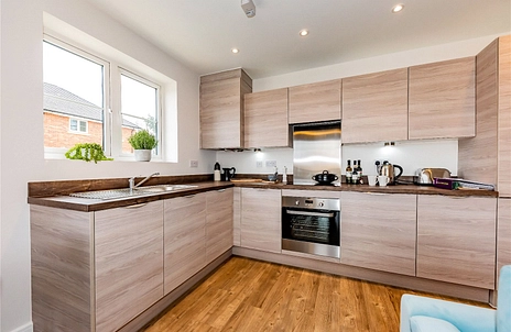 2 bedroom apartment for sale - Kingfisher House, Hurst Avenue, Blackwater, Camberley, GU17 - Property View 2