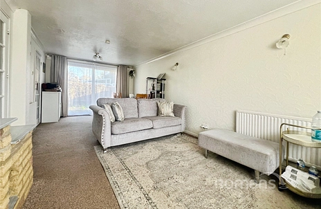 3 bedroom house for sale - Selborne Avenue, Aldershot, Hampshire, GU11 - Property View 2