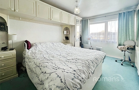 3 bedroom house for sale - Selborne Avenue, Aldershot, Hampshire, GU11 - Property View 3