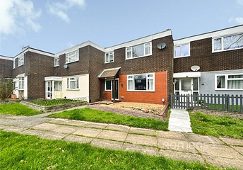 3 bedroom house for sale - Chaucer Road, Farnborough, Hampshire, GU14 - Property View 1