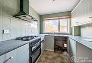 2 bedroom house for sale - Caswell Close, Farnborough, GU14 - Property View 4