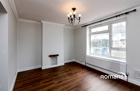 4 bedroom house to rent - Oaken Copse Crescent, Farnborough, GU14 - Property View 2