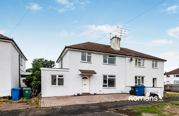 4 bedroom house to rent - Oaken Copse Crescent, Farnborough, GU14