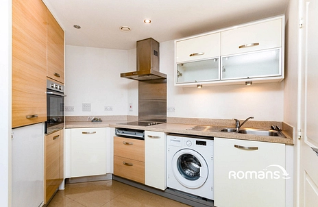 1 bedroom apartment to rent - Vulcan House, Wallis Square, Farnborough, GU14 - Property View 2