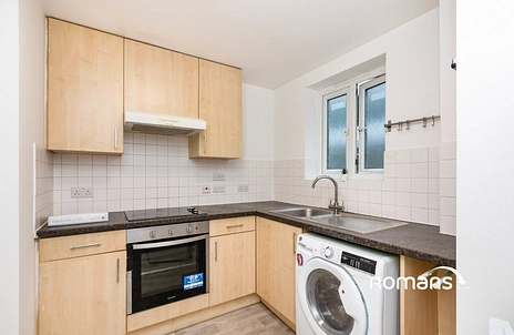 1 bedroom apartment to rent - Cardinal House, Jubilee Hall Road, Farnborough, GU14 - Property View 3