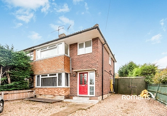 3 bedroom house to rent - Fleet Road, Farnborough, GU14 - Property View 1