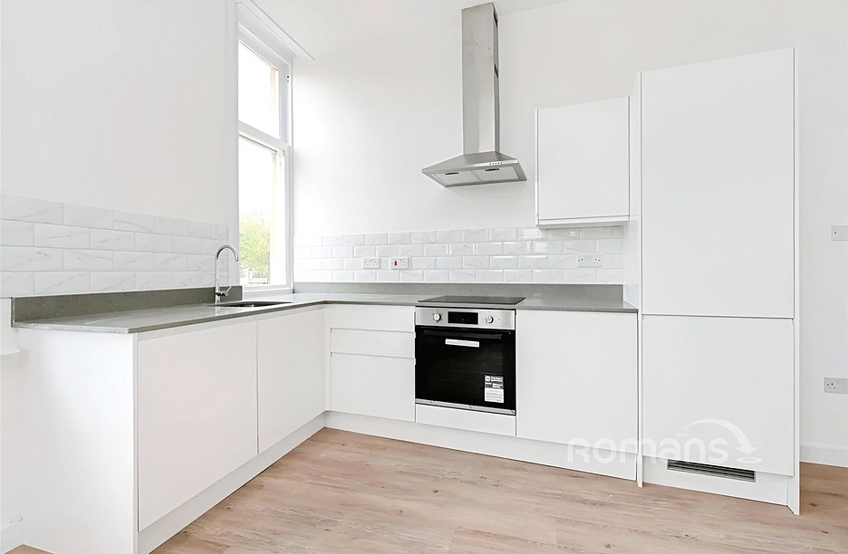 2 bedroom apartment to rent - Lynchford Road, Farnborough, Hampshire, GU14 - Property View 1