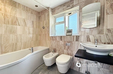 4 bedroom house to rent - Whitebeam Gardens, Farnborough, GU14 - Property View 3