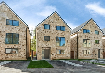 4 bedroom townhouse to rent - Sorrel Close, Farnborough, Hampshire, GU14 - Property View 1