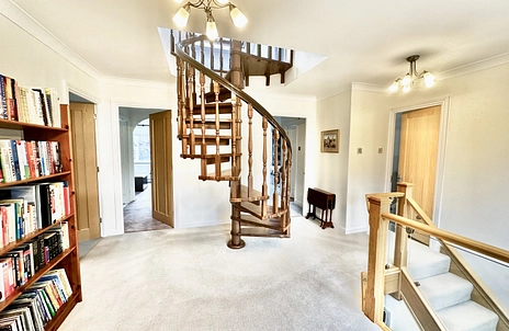 5 bedroom house for sale - Tamworth Drive, Fleet, Hampshire, GU51 - Property View 2