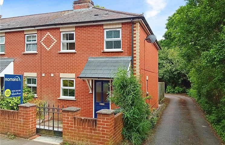 2 bedroom house for sale - Albert Street, Fleet, Hampshire, GU51