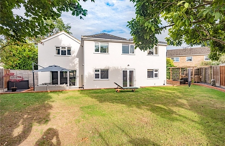 5 bedroom house for sale - Velmead Road, Fleet, Hampshire, GU52 - Property View 2