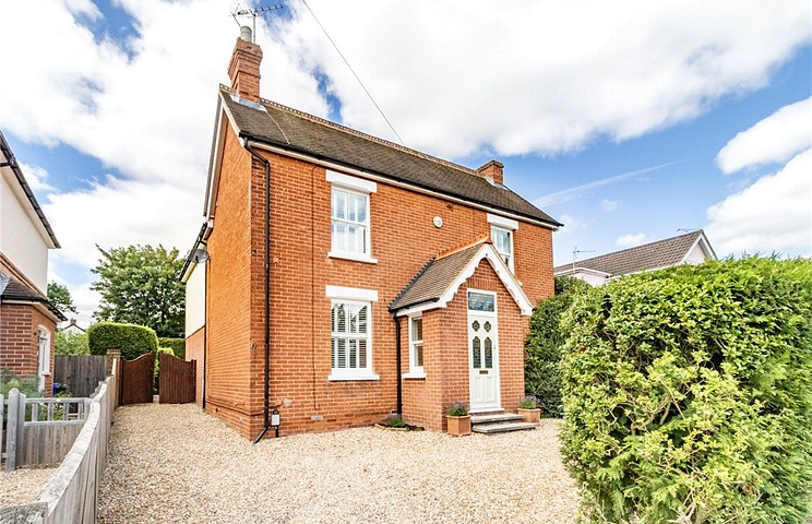 4 bedroom house for sale - Connaught Road, Fleet, Hampshire, GU51